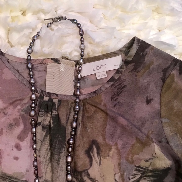 LOFT BY ANN TAYLOR delicate petition blouse - Picture 4 of 7